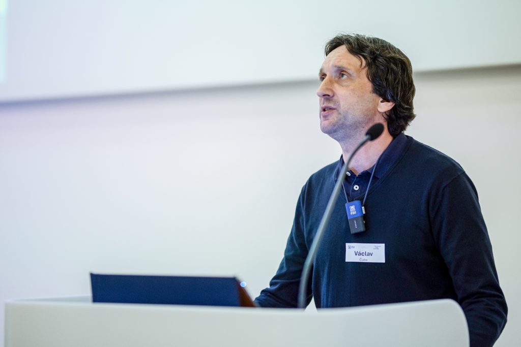 FZU Konference 034
