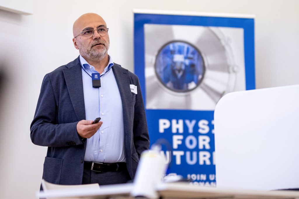 FZU Konference 043